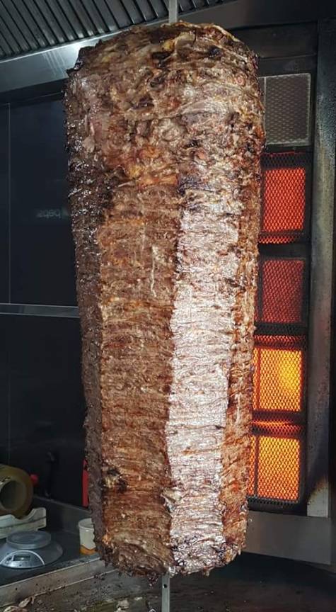 Yaprak Döner